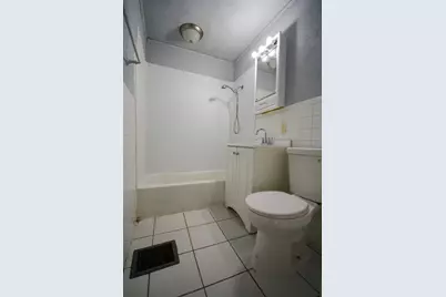 5625 N 57th St, Milwaukee, WI 53218 - Photo 7