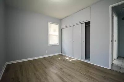 5625 N 57th St, Milwaukee, WI 53218 - Photo 9