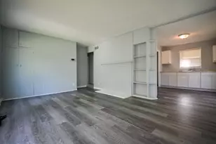 5625 N 57th St, Milwaukee, WI 53218 - Photo 3