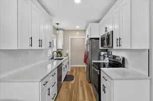 7820 W Bradley Rd, Milwaukee, WI 53223 - Photo 9