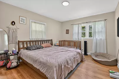 7820 W Bradley Rd, Milwaukee, WI 53223 - Photo 11