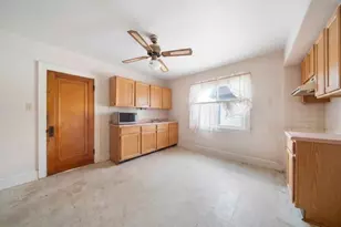 4070 N 16th St, Milwaukee, WI 53209 - Photo 13