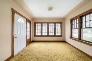 4070 N 16th St, Milwaukee, WI 53209 - Photo 3