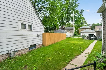 3939 N 41st St, Milwaukee, WI 53216 - Photo 25
