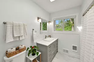 3415 Fiebrantz Dr, Brookfield, WI 53005 - Photo 23