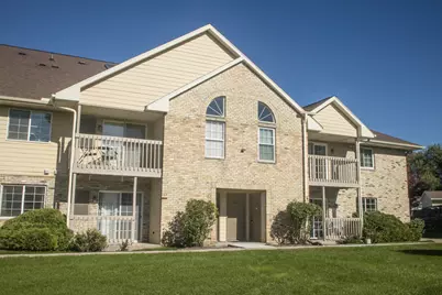 4887  Easy St #16, Delafield, WI 53029 - Photo 1