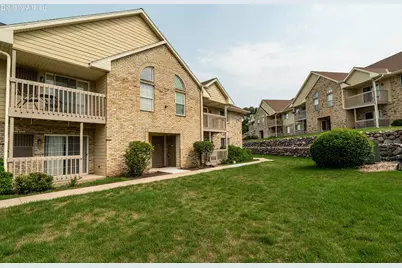 4887  Easy St #16, Delafield, WI 53029 - Photo 1