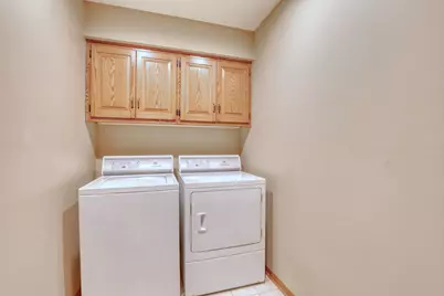 13865 W Linfield Dr, New Berlin, WI 53151 - Photo 21