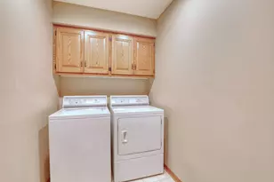 13865 W Linfield Dr, New Berlin, WI 53151 - Photo 21