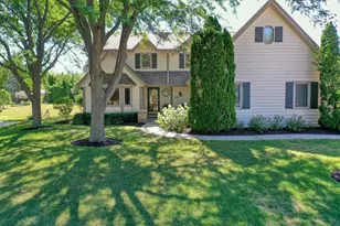 13865 W Linfield Dr, New Berlin, WI 53151 - Photo 1