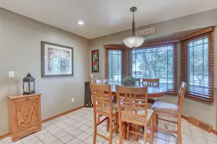 13865 W Linfield Dr, New Berlin, WI 53151 - Photo 11