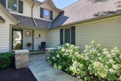 13865 W Linfield Dr, New Berlin, WI 53151 - Photo 51