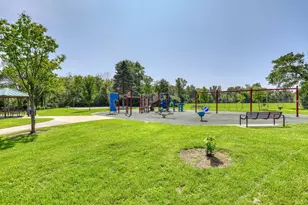 13865 W Linfield Dr, New Berlin, WI 53151 - Photo 47