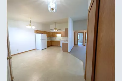 1109  Firethorn Dr #1, West Bend, WI 53090 - Photo 5