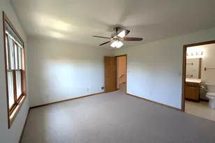 1109 Firethorn Dr, West Bend, WI 53090 - Photo 17