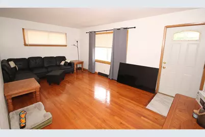 9000 W Custer Ave, Milwaukee, WI 53225 - Photo 3