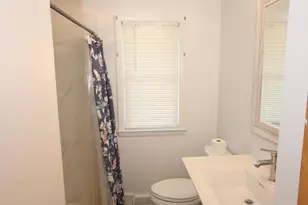 9000 W Custer Ave, Milwaukee, WI 53225 - Photo 9