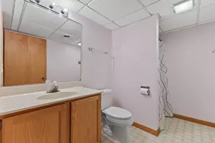 W232N6140 Teakwood Ct, Sussex, WI 53089 - Photo 17