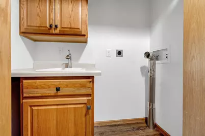 3066  Linden Dr, La Crosse, WI 54601 - Photo 9