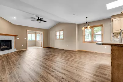 3066  Linden Dr, La Crosse, WI 54601 - Photo 5