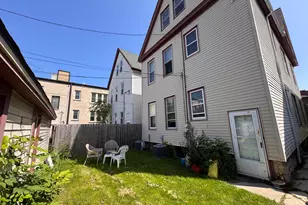 2637 N Oakland Ave, Milwaukee, WI 53211 - Photo 23