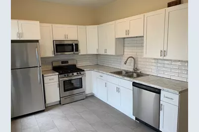 2637 N Oakland Ave #2639, Milwaukee, WI 53211 - Photo 7