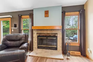2729 Brighton Dr, Waukesha, WI 53188 - Photo 9
