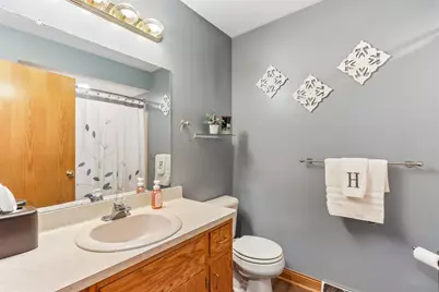 2729  Brighton Dr, Waukesha, WI 53188 - Photo 19