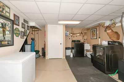 633 N Hine Ave, Waukesha, WI 53188 - Photo 25