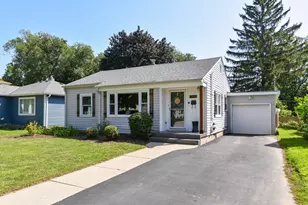 633 N Hine Ave, Waukesha, WI 53188 - Photo 1