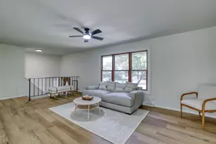 9006 W Cheyenne Ct, Milwaukee, WI 53224 - Photo 5