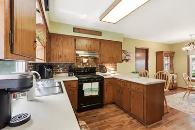 107  Shepard Ct, Mukwonago, WI 53149 - Photo 9