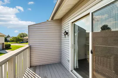 10354 W Parkwood Dr, Franklin, WI 53132 - Photo 27