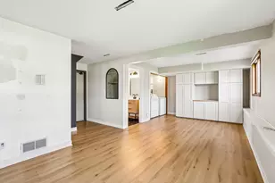 10354 W Parkwood Dr, Franklin, WI 53132 - Photo 21