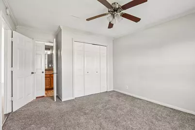 10354 W Parkwood Dr, Franklin, WI 53132 - Photo 15