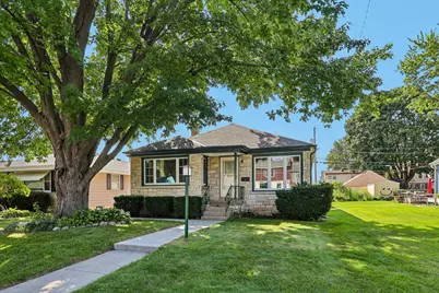 5555 N Mohawk Ave, Glendale, WI 53217 - Photo 23
