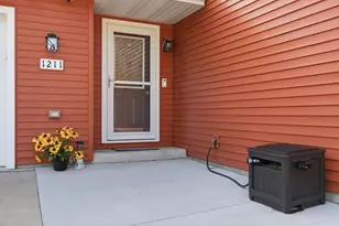 1211 Oak Ave, Onalaska, WI 54650 - Photo 3