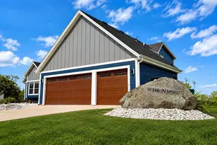 W146N10907 Heritage Pkwy, Germantown, WI 53022 - Photo 43