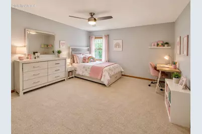 W146N10907  Heritage Pkwy, Germantown, WI 53022 - Photo 23