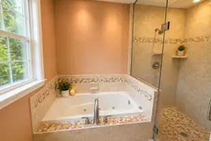 W146N10907 Heritage Pkwy, Germantown, WI 53022 - Photo 27