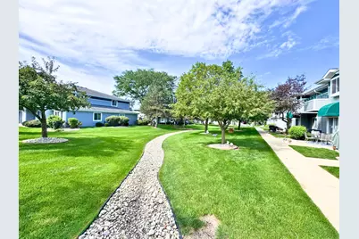 6731  Mariner Dr #E-6, Racine, WI 53406 - Photo 3