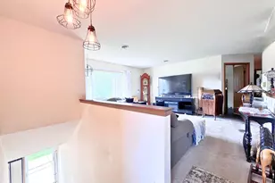 6731 Mariner Dr, Racine, WI 53406 - Photo 5