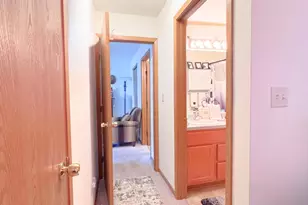 6731 Mariner Dr, Racine, WI 53406 - Photo 15