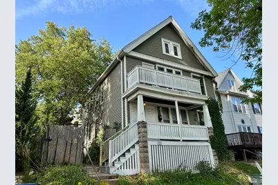1822 E Thomas Ave #1824, Milwaukee, WI 53211 - Photo 1