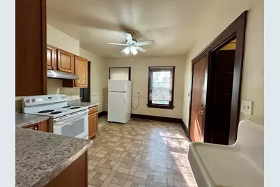 1822 E Thomas Ave #1824, Milwaukee, WI 53211 - Photo 13