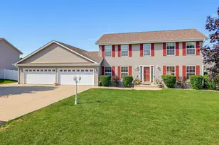 5730 Eagle Point Dr, Racine, WI 53406 - Photo 3