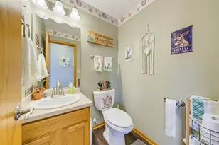 5730 Eagle Point Dr, Racine, WI 53406 - Photo 11