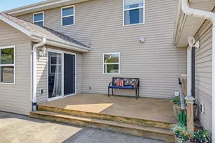 5730 Eagle Point Dr, Racine, WI 53406 - Photo 43