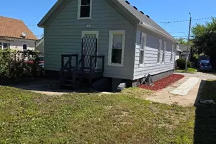 928 Wilson St, Racine, WI 53404 - Photo 5