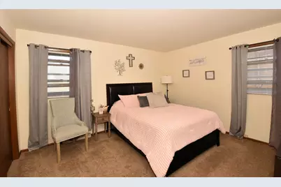 4276 S 14th St, Milwaukee, WI 53221 - Photo 19